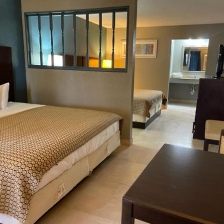 Guest Inn לייק סיטי מראה חיצוני תמונה