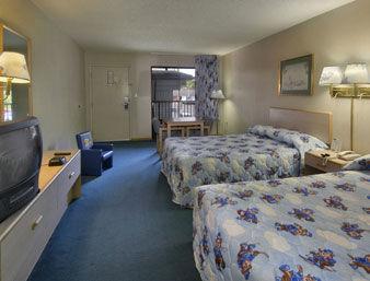 Guest Inn לייק סיטי מראה חיצוני תמונה