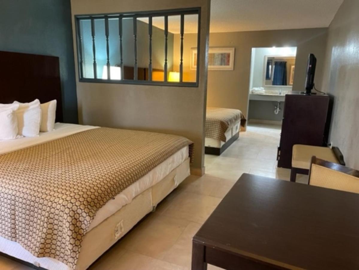 Guest Inn לייק סיטי מראה חיצוני תמונה