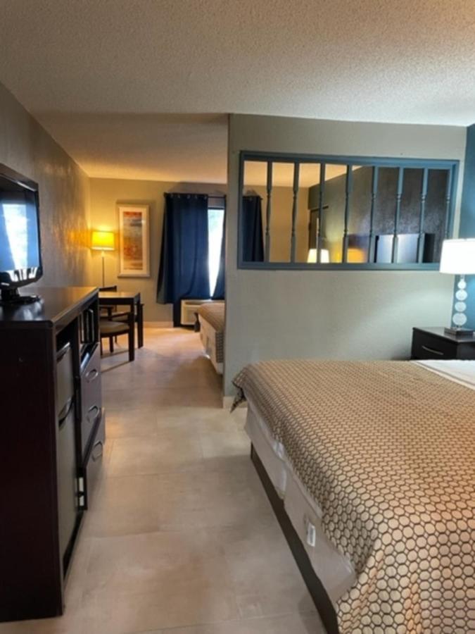 Guest Inn לייק סיטי מראה חיצוני תמונה